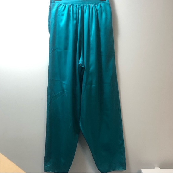 VTG Paris Fashion Co. Pleated Blue/Green Satin Pants Sz 6 Tapered Leg Balloon - Picture 2 of 15